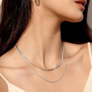 Collar Estela