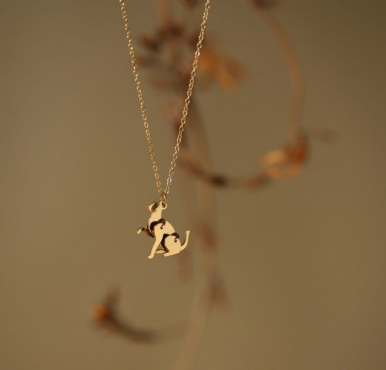 Collares