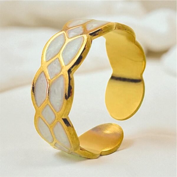 Anillo Kira